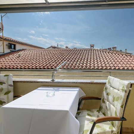 Apartments Milar Ровінь Екстер'єр фото