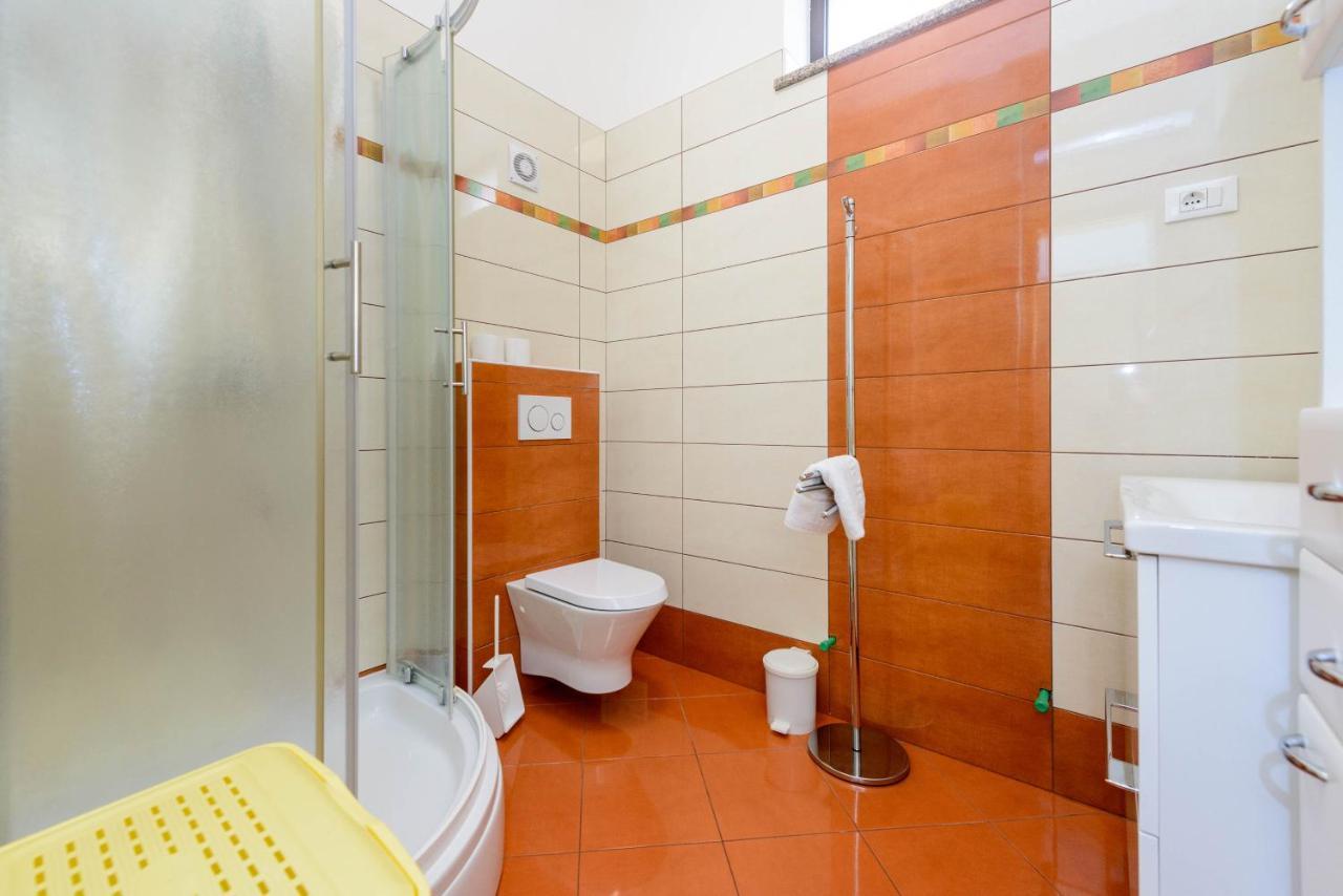 Apartments Milar Ровінь Екстер'єр фото