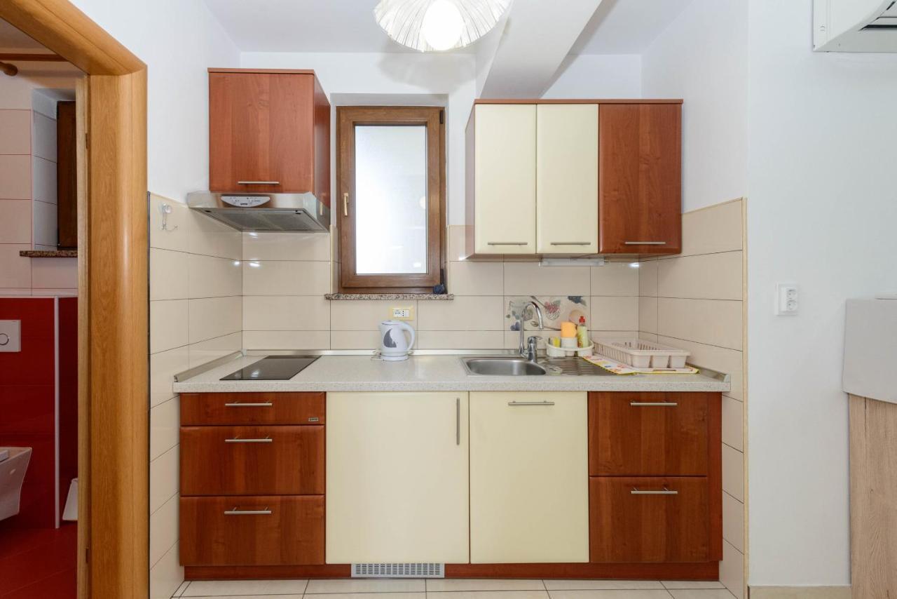 Apartments Milar Ровінь Екстер'єр фото